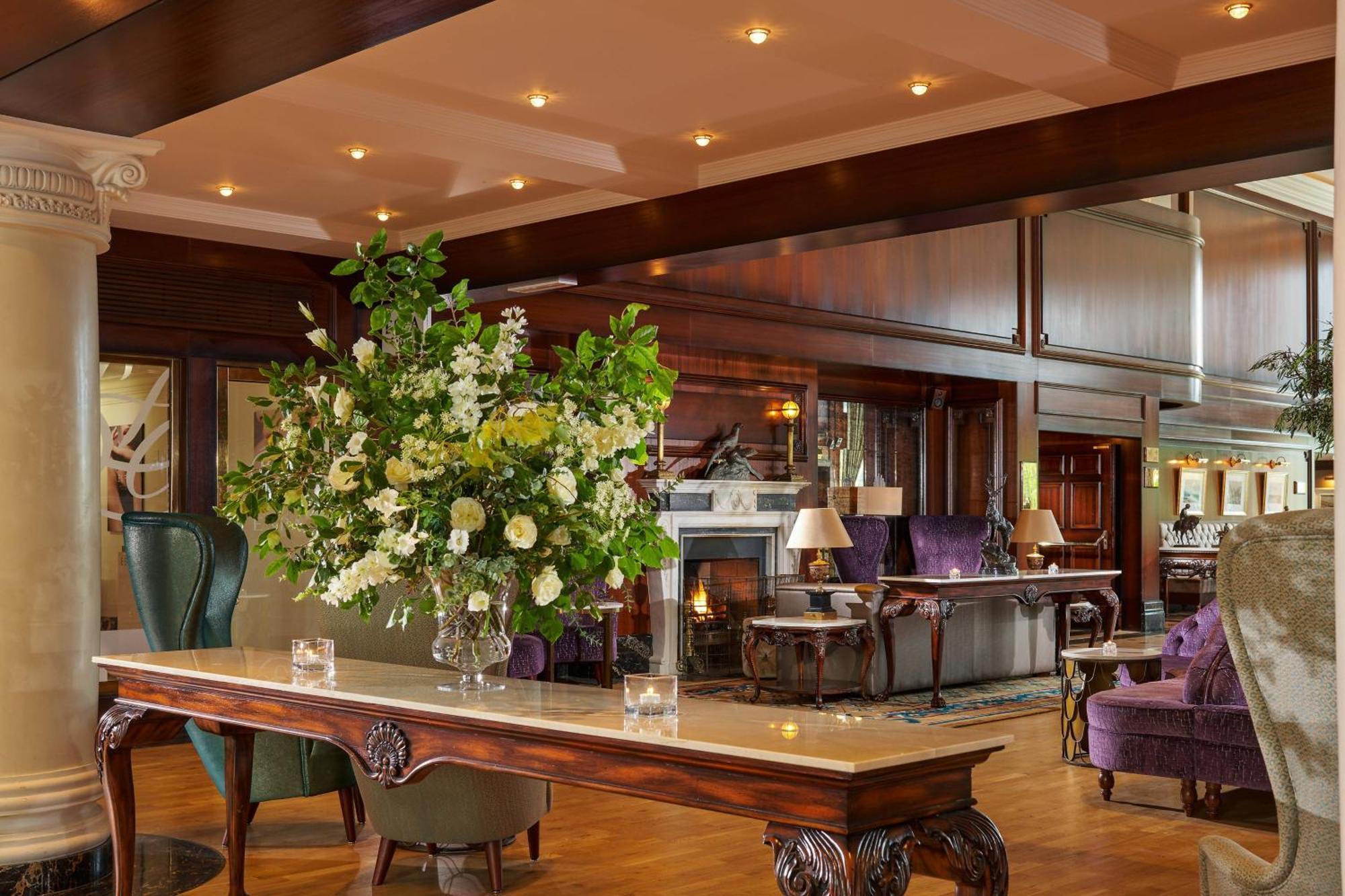 Powerscourt Hotel, Autograph Collection Enniskerry Kültér fotó The lobby