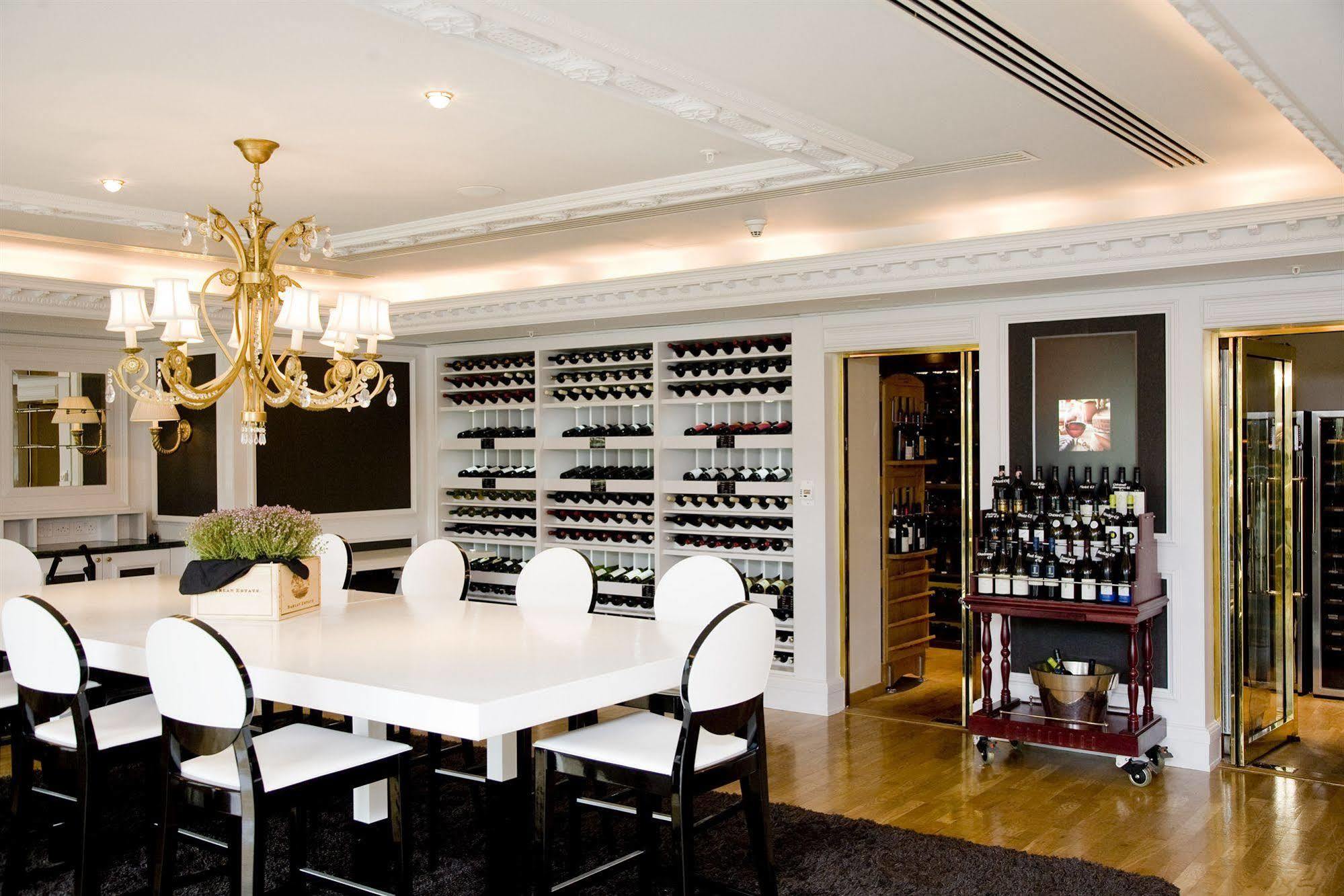 Powerscourt Hotel, Autograph Collection Enniskerry Kültér fotó Wine tasting room at the Wine Institute